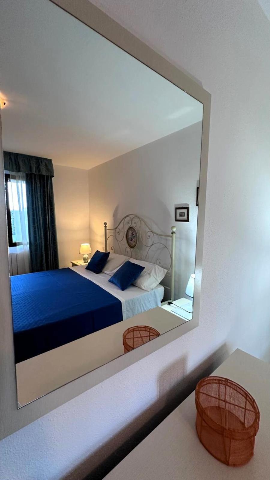 Stella Marina Apartment Olbia Exterior photo